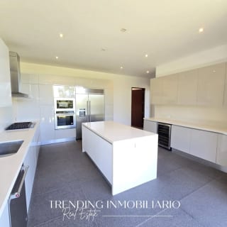 Casa en venta zona 16 Pulte Golf de 5 habitaciones + 4 parqueos — Casa en Venta en El Pulté, Zona 16, Guatemala, Ciudad — miniatura 13 de 17