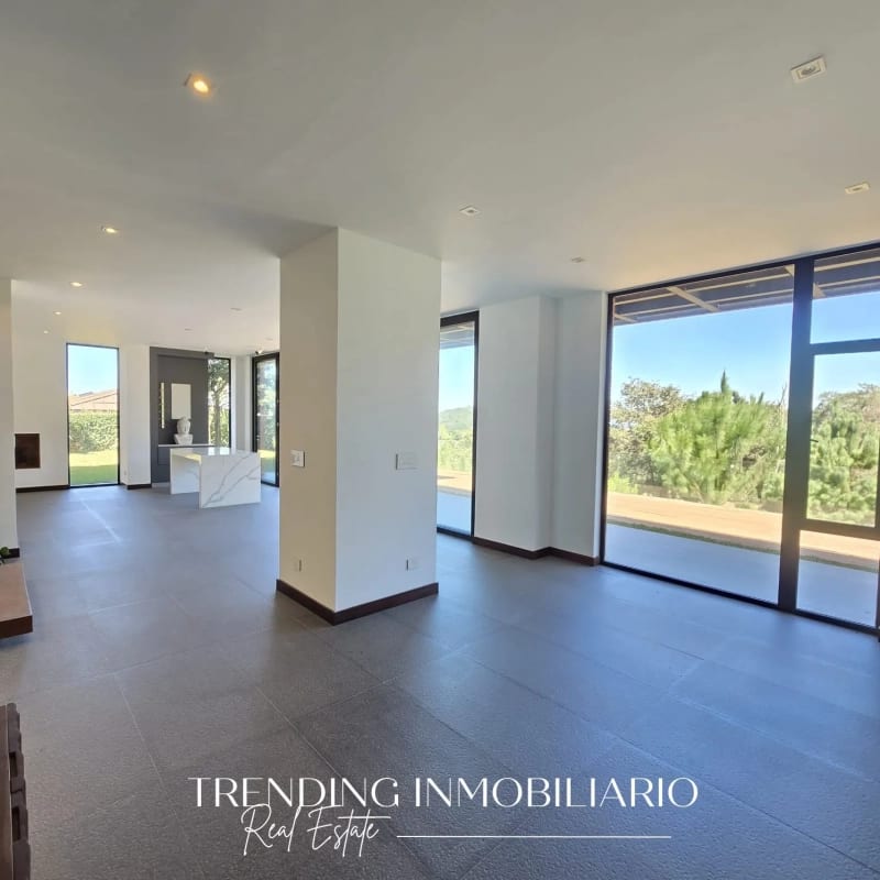 Casa en venta zona 16 Pulte Golf de 5 habitaciones + 4 parqueos — Casa en Venta en El Pulté, Zona 16, Guatemala, Ciudad — foto 11 de 17