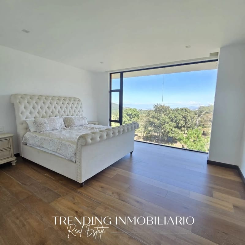 Casa en venta zona 16 Pulte Golf de 5 habitaciones + 4 parqueos — Casa en Venta en El Pulté, Zona 16, Guatemala, Ciudad — foto 5 de 17