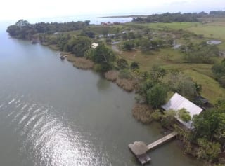 *propiedades en Venta en Lago de Izabal, Rio Dulce, Punta CAIMANES*+1 — Casa vacacional en Venta en Amatique Bay, Izabal — miniatura 5 de 5
