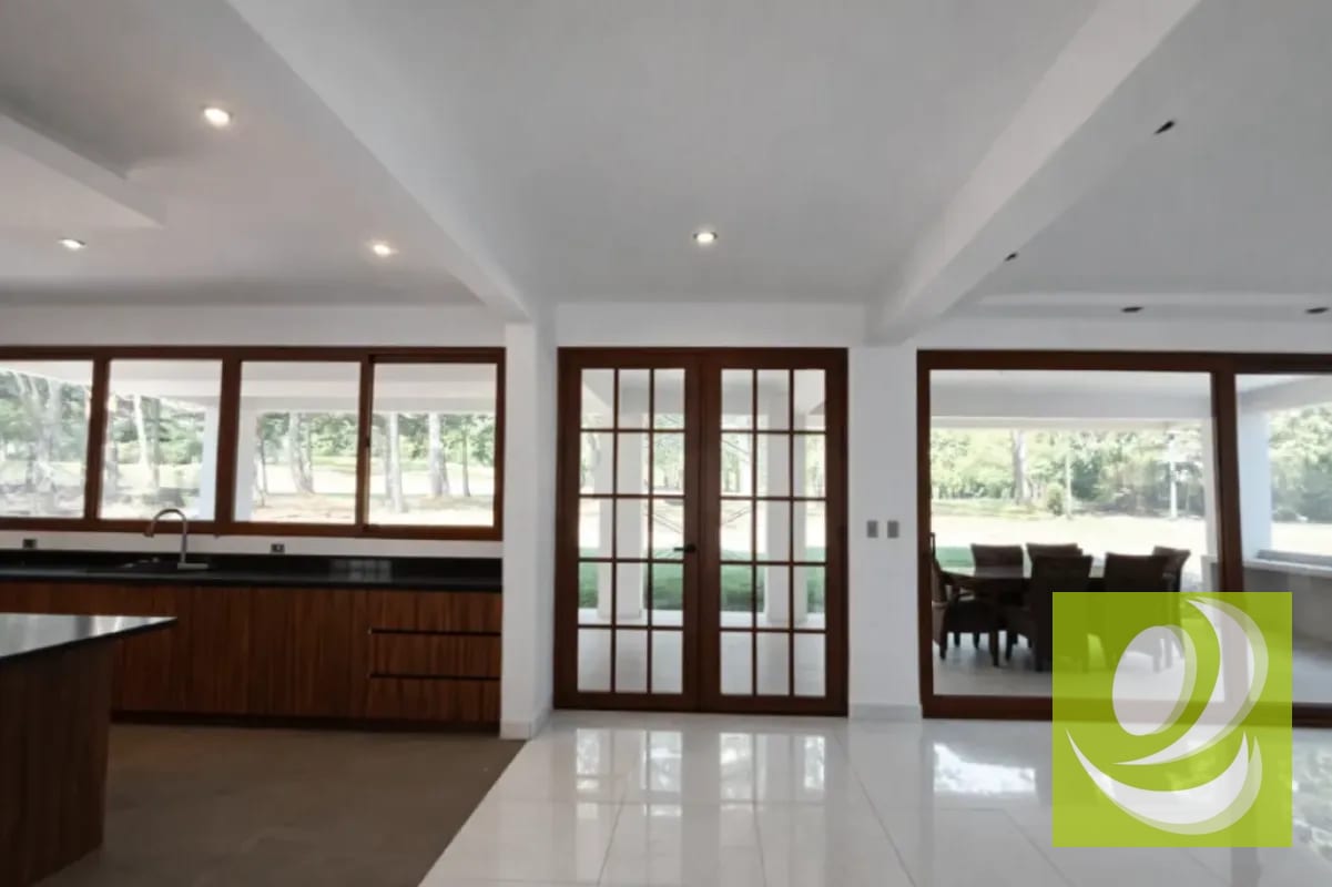 Casa Nueva en Venta Hacienda Nueva Contry Club — Casa en Venta en Carretera a El Salvador, Guatemala, Ciudad — foto 4 de 8