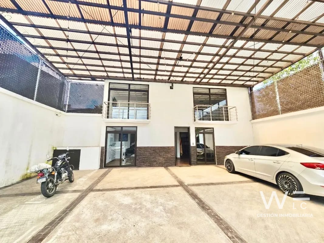 Vendo Propiedad Zona 1 — Casa en Venta en Zona 1, Guatemala, Ciudad — foto 1 de 14