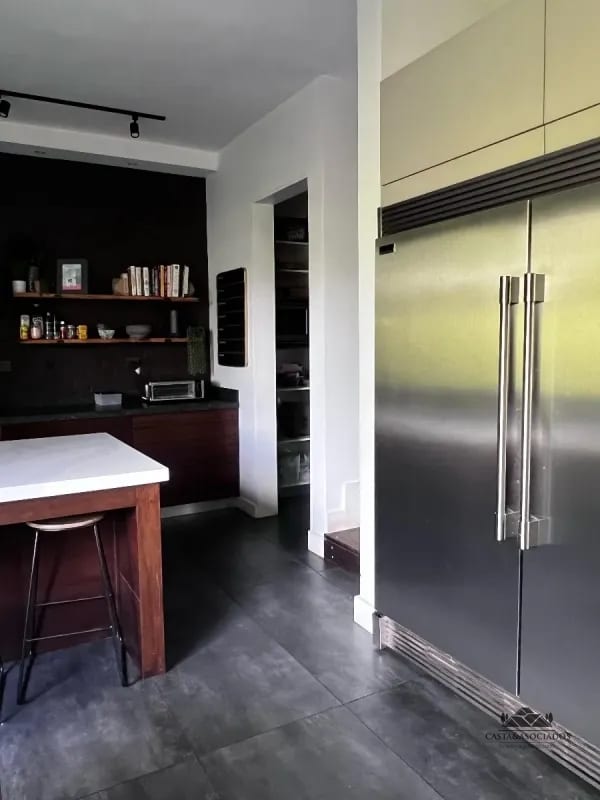 Casa en Venta San Cristobal — Casa en Venta en Zona 8 Mixco, Guatemala, Ciudad — foto 4 de 9