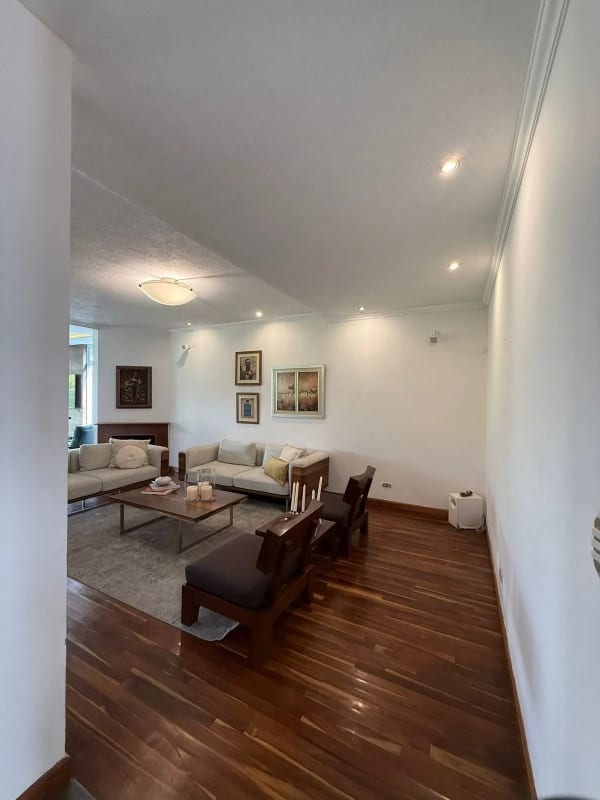 Casa en Venta Colinas de Castel entrada a Fraijanes — Casa en Venta en Colinas de Castel, Carretera a El Salvador, Guatemala, Ciudad — foto 7 de 12