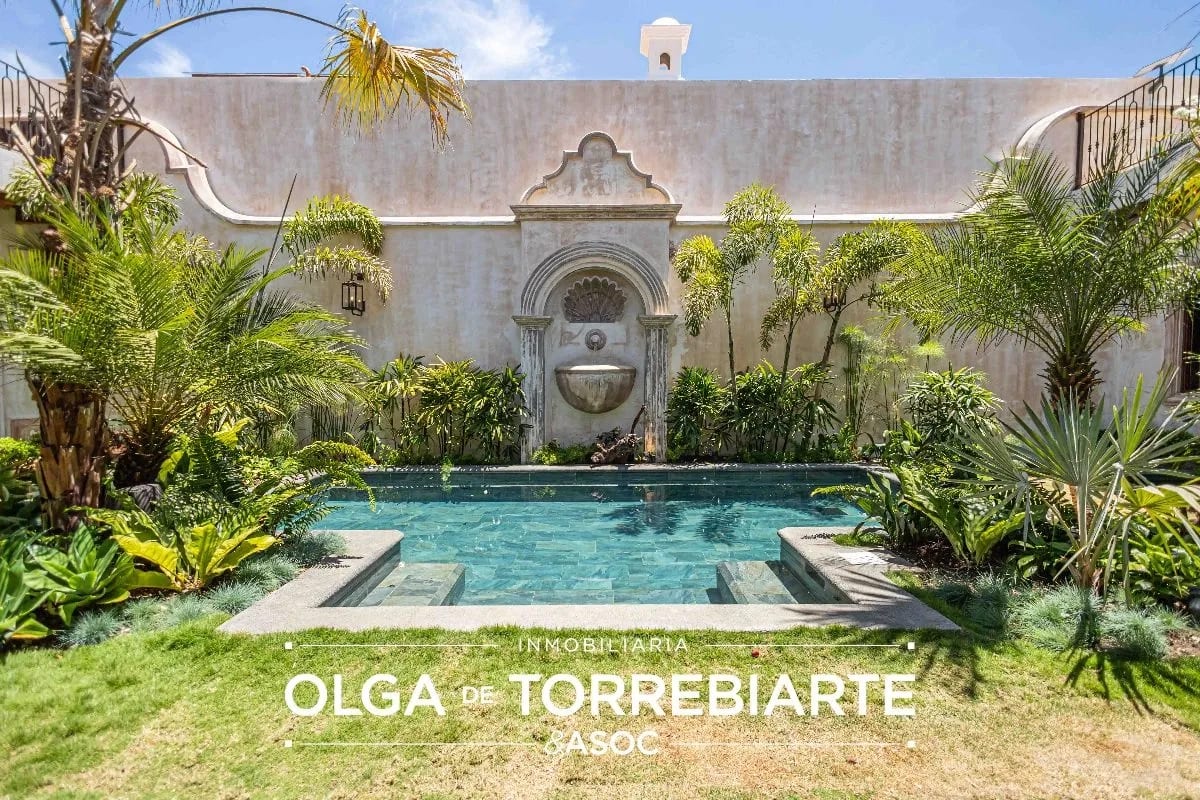 Casa amueblada en Paseo Antigua, Antigua Guatemala — Casa en Venta en Antigua, Sacatepéquez — foto 13 de 17