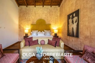 Casa amueblada en Paseo Antigua, Antigua Guatemala — Casa en Venta en Antigua, Sacatepéquez — miniatura 2 de 17