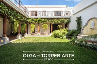 Casa en Condominio El Obispo, Antigua Guatemala — Casa en Alquiler en Antigua, Sacatepéquez — miniatura 2 de 17