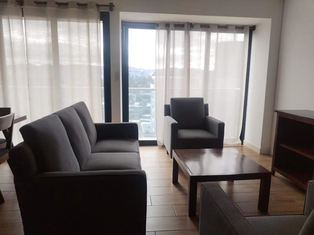 Apartamento Amueblado en Alquiler o Venta | Edificio QUO | Zona 4 | 2 niveles · 3 ha — Apartamento en Alquiler en QUO, Zona 4, Guatemala, Ciudad — foto 10 de 10