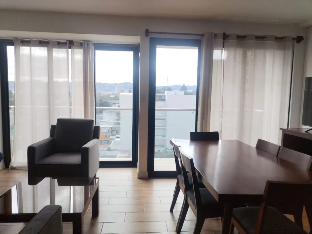 Apartamento Amueblado en Alquiler o Venta | Edificio QUO | Zona 4 | 2 niveles · 3 ha — Apartamento en Alquiler en QUO, Zona 4, Guatemala, Ciudad — foto 9 de 10