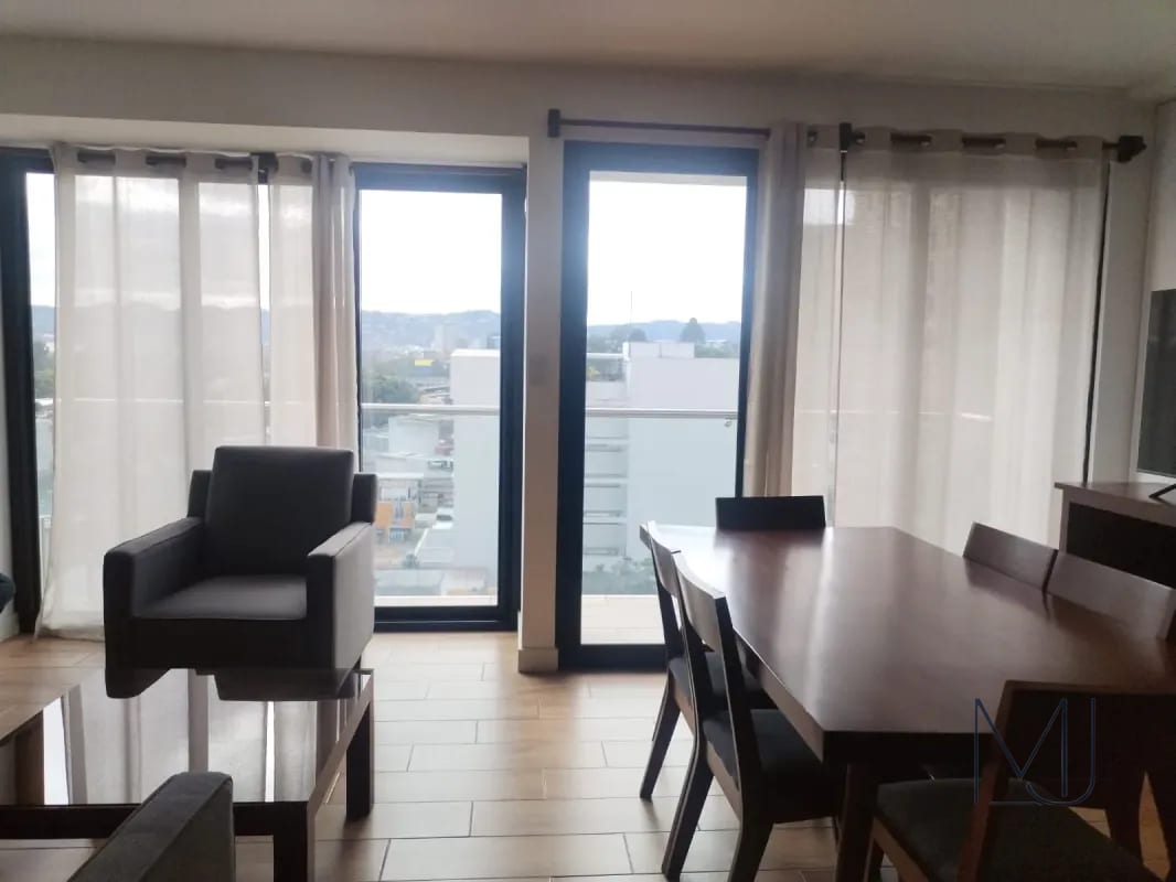 Apartamento Amueblado en Alquiler o Venta | Edificio QUO | Zona 4 | 2 niveles · 3 ha — Apartamento en Alquiler en QUO, Zona 4, Guatemala, Ciudad — foto 9 de 10