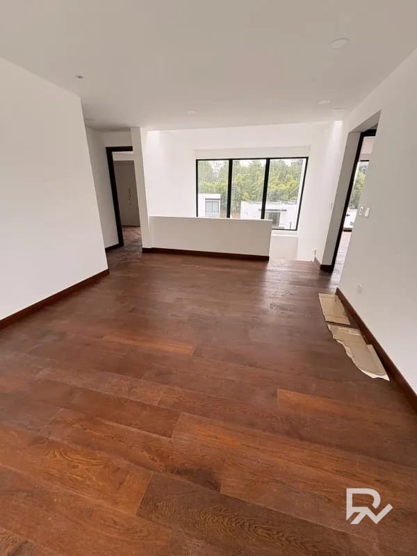 Venta de casa en Sauces del Pulte zona 16 — Casa en Venta en Zona 16, Guatemala, Ciudad — foto 8 de 13