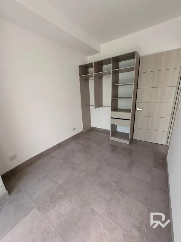 Alquilo lindo apartamento dentro de Colonia La Floresta zona 7, para estrenar — Apartamento en Alquiler en Zona 7, Guatemala, Ciudad — foto 11 de 14