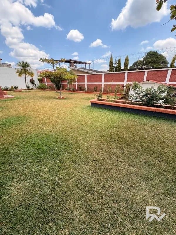 Propiedad con potencial REAL de inversión 📍 San Cristóbal 2, zona 8 de Mixco — Casa en Venta en Zona 8 Mixco, Guatemala, Ciudad — foto 1 de 16