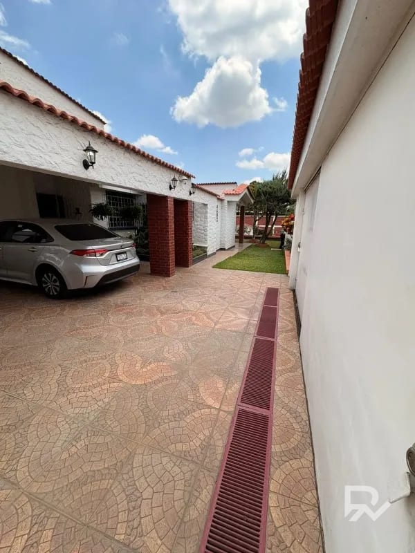 Propiedad con potencial REAL de inversión 📍 San Cristóbal 2, zona 8 de Mixco — Casa en Venta en Zona 8 Mixco, Guatemala, Ciudad — foto 11 de 16