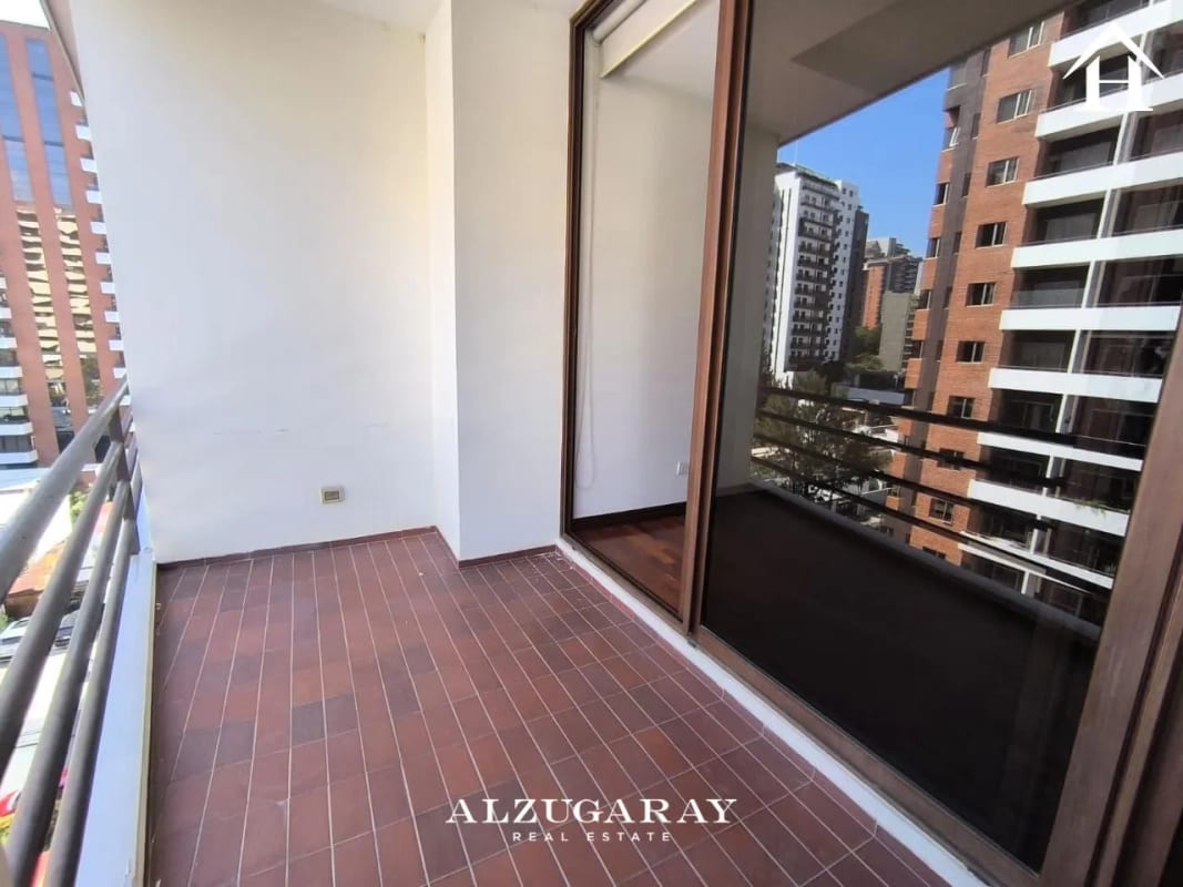 Apartamento en el Corazon de Zona 14 - 2 Hab. / Casa Rialto — Apartamento en Alquiler en Casa Rialto, Zona 14, Guatemala, Ciudad — foto 9 de 11