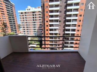 Apartamento en el Corazon de Zona 14 - 2 Hab. / Casa Rialto — Apartamento en Alquiler en Casa Rialto, Zona 14, Guatemala, Ciudad — miniatura 8 de 11