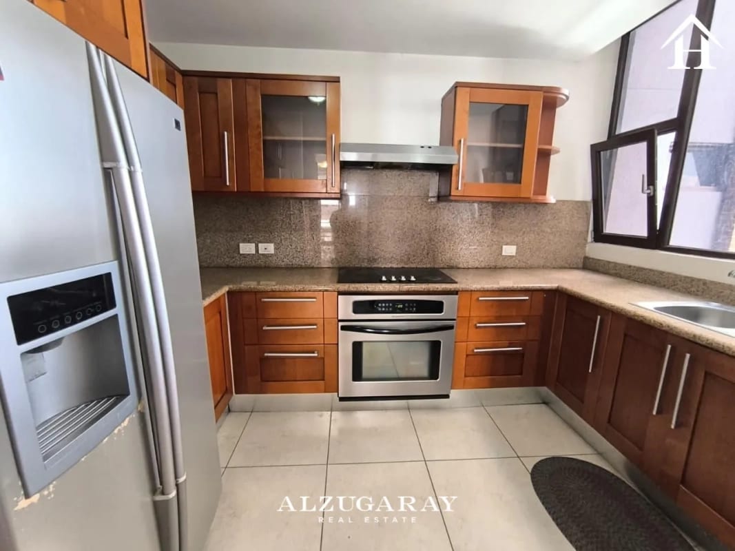 Apartamento en el Corazon de Zona 14 - 2 Hab. / Casa Rialto — Apartamento en Alquiler en Casa Rialto, Zona 14, Guatemala, Ciudad — foto 7 de 11