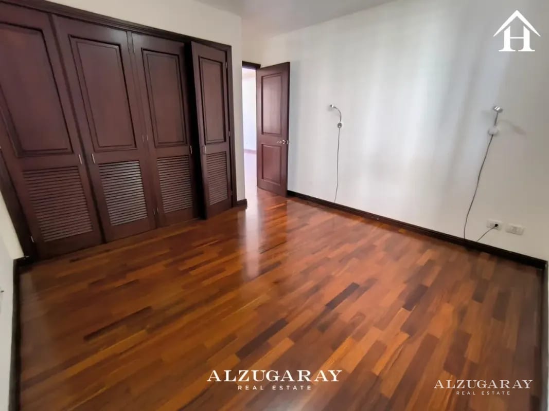 Apartamento en el Corazon de Zona 14 - 2 Hab. / Casa Rialto — Apartamento en Alquiler en Casa Rialto, Zona 14, Guatemala, Ciudad — foto 6 de 11