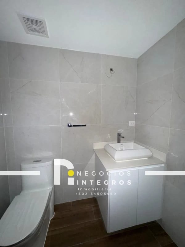 Vendo Apartamento Remodelado, Impuestos Incluidos, Milenia Oakland Z.10 — Apartamento en Venta en Milenia, Zona 10, Guatemala, Ciudad — foto 6 de 17