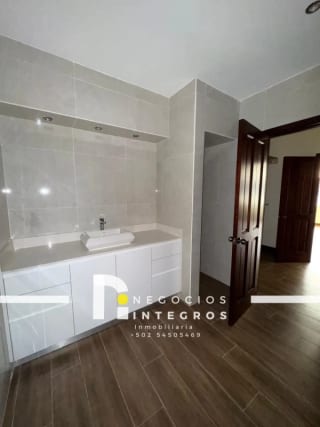Vendo Apartamento Remodelado, Impuestos Incluidos, Milenia Oakland Z.10 — Apartamento en Venta en Milenia, Zona 10, Guatemala, Ciudad — miniatura 13 de 17