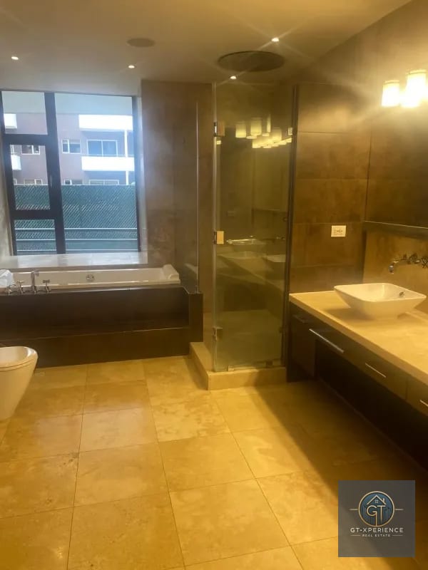 Espectacular apartamento en zona 14, nivel completo — Apartamento en Venta en Zona 14, Guatemala, Ciudad — foto 4 de 14