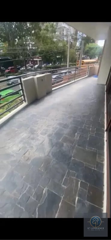 Espectacular apartamento en zona 14, nivel completo — Apartamento en Venta en Zona 14, Guatemala, Ciudad — foto 2 de 14