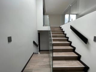 Casa Venta Nueva KM 9 CAES Frente a Hotel Hilton 317 MTS2 , 4 Dormitorios, Desniveles, $715,000 Opción a Renta $2,900 — Casa en Venta en Carretera a El Salvador, Guatemala, Ciudad — miniatura 6 de 13