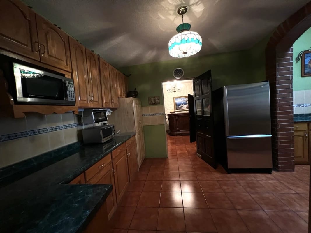 Venta amplia casa estilo Mediterráneo en San Cristóbal, Zona 8 Mixco — Casa en Venta en Zona 8 Mixco, Guatemala, Ciudad — foto 12 de 15