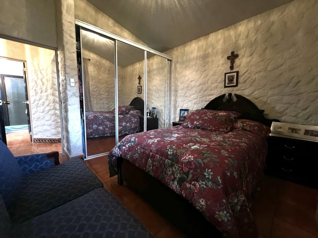 Venta amplia casa estilo Mediterráneo en San Cristóbal, Zona 8 Mixco — Casa en Venta en Zona 8 Mixco, Guatemala, Ciudad — foto 8 de 15