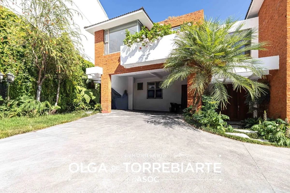 Casa en Vista Hermosa II, Zona 15 — Casa en Alquiler en Zona 15, Guatemala, Ciudad — foto 1 de 16