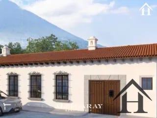 casa espectacular con piscina / Casco Central Antigua — Casa en Venta en Antigua, Sacatepéquez — miniatura 2 de 4