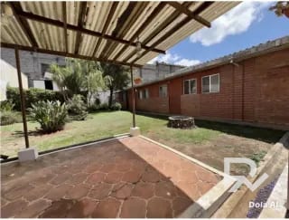 Oportunidad única para desarrollo en Zona 12 – Sector La Colina 21 X 41.60 (BODEGA) — Casa en Venta en Zona 12, Guatemala, Ciudad — miniatura 3 de 8