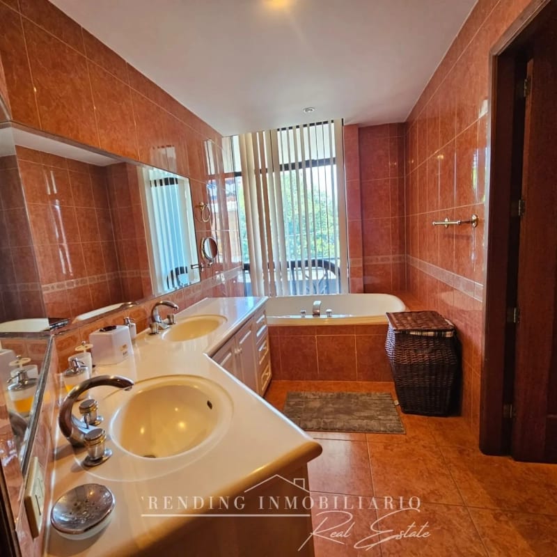 Apartamento en venta zona 14 edificio L'Excellence de 3 habitaciones + 3 parqueos — Apartamento en Venta en L'Excellence, Zona 14, Guatemala, Ciudad — foto 7 de 13