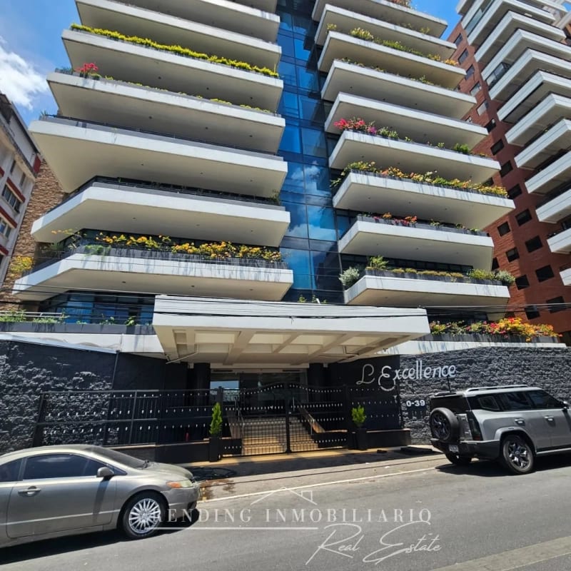 Apartamento en venta zona 14 edificio L'Excellence de 3 habitaciones + 3 parqueos — Apartamento en Venta en L'Excellence, Zona 14, Guatemala, Ciudad — foto 2 de 13