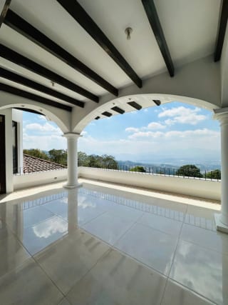 Casa en venta Montebello 2 — Casa en Venta en Montebello II, Carretera a El Salvador, Guatemala, Ciudad — miniatura 5 de 7