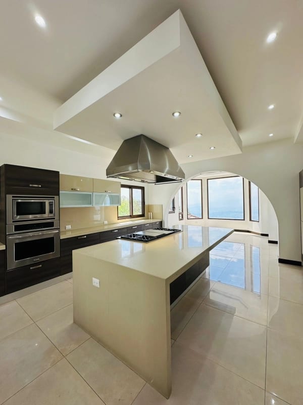 Casa en venta Montebello 2 — Casa en Venta en Montebello II, Carretera a El Salvador, Guatemala, Ciudad — foto 4 de 7