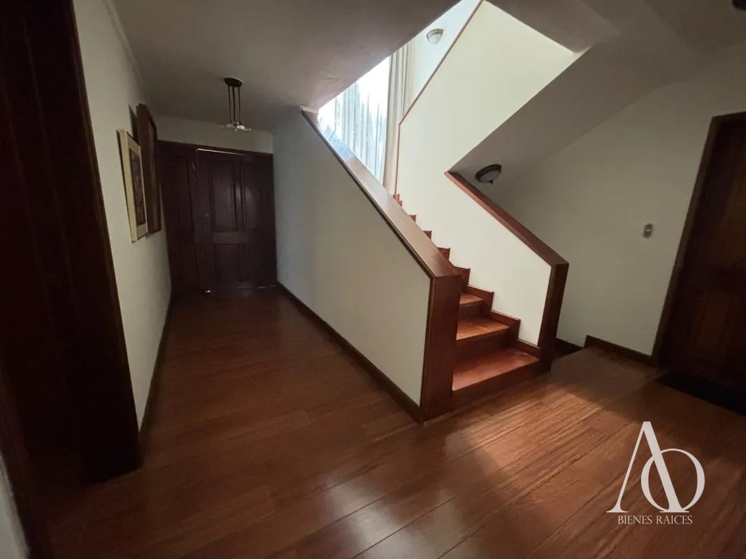 Casa en Venta Colinas de Castel, Km. 20.5 Fraijanes / EN DIRECTO mf — Casa en Venta en Colinas de Castel, Carretera a El Salvador, Guatemala, Ciudad — foto 11 de 16