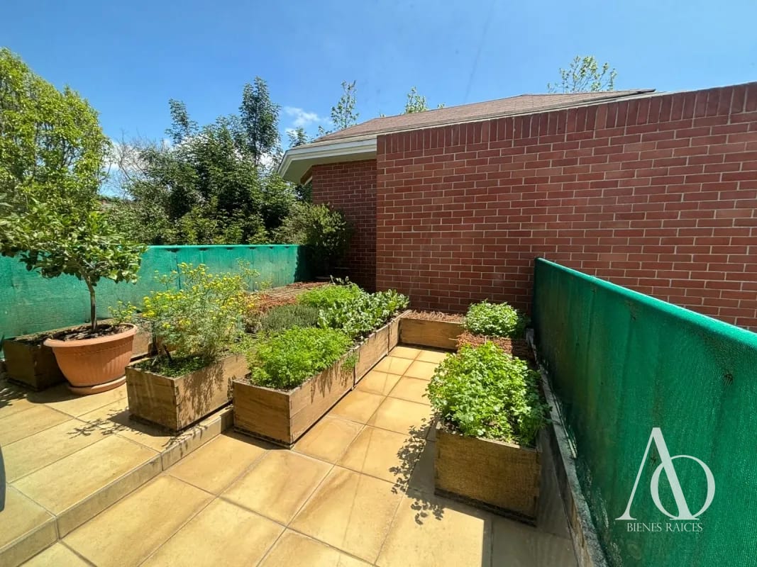 Casa en Venta Colinas de Castel, Km. 20.5 Fraijanes / EN DIRECTO mf — Casa en Venta en Colinas de Castel, Carretera a El Salvador, Guatemala, Ciudad — foto 2 de 16
