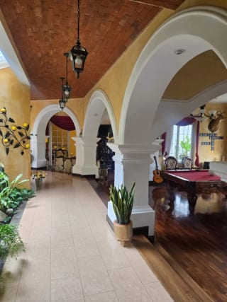 Amplia casa en venta Km 18.5 carretera a El salvador — Casa en Venta en Carretera a El Salvador, Guatemala, Ciudad — miniatura 1 de 13