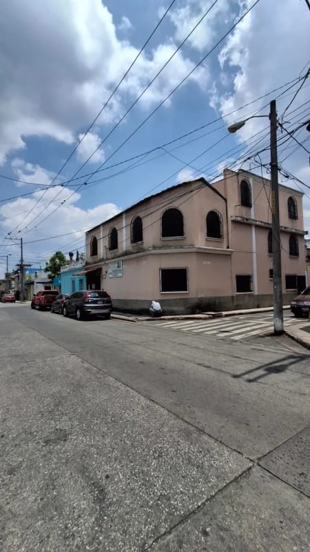 VENTA DE PROPIEDAD + NEGOCIO EN FUNCIONAMIENTO Café / Restaurante – Zona 1 (Sector Gerona, frente al Ministerio Público) — Casa en Venta en Zona 1, Guatemala, Ciudad — foto 1 de 8