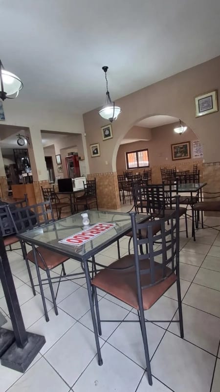 VENTA DE PROPIEDAD + NEGOCIO EN FUNCIONAMIENTO Café / Restaurante – Zona 1 (Sector Gerona, frente al Ministerio Público) — Casa en Venta en Zona 1, Guatemala, Ciudad — foto 2 de 8