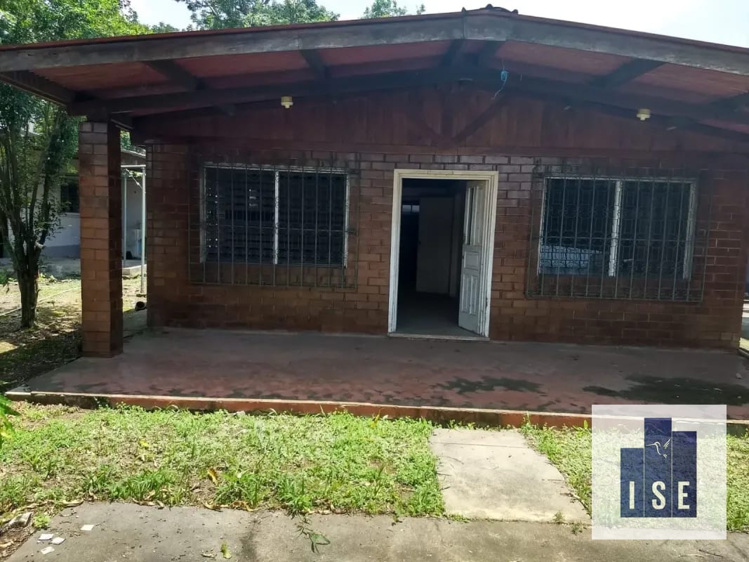 Casa para remodelar Retalhuleu cuatro caminos — Casa en Venta en Retalhuleu, Retalhuleu — foto 7 de 9