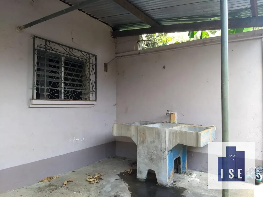 Casa para remodelar Retalhuleu cuatro caminos — Casa en Venta en Retalhuleu, Retalhuleu — foto 6 de 9