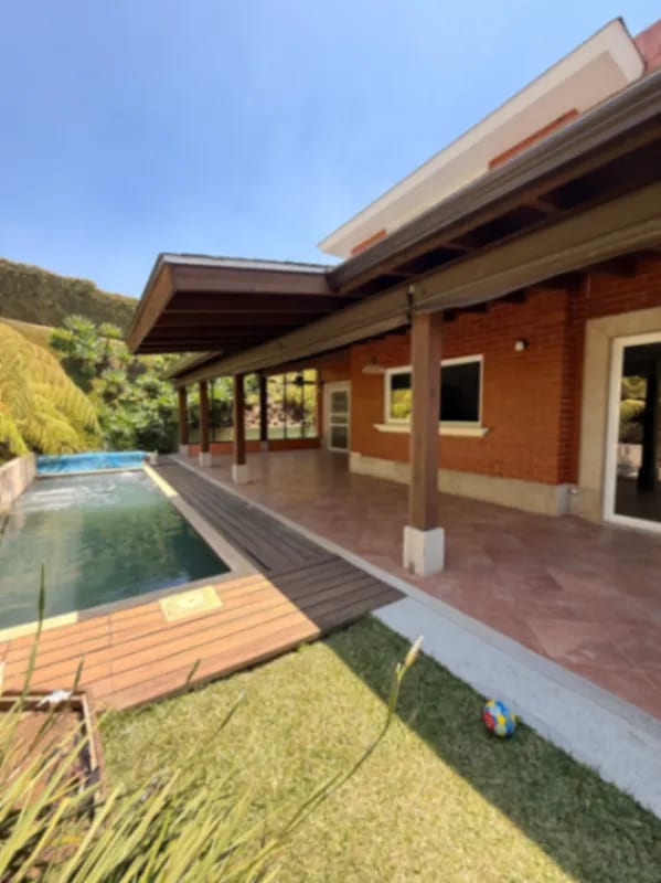 Casa en venta | 5 habitaciones | 5 parqueos | piscina | pérgola | Colinas de Castel CAES — Casa en Venta en Fraijanes, Carretera a El Salvador, Guatemala, Ciudad — foto 10 de 17
