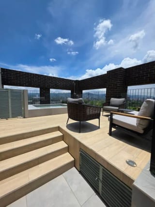 Amplio e iluminado apartamento en venta zona 10 — Apartamento en Venta en Meraki Z10, Zona 10, Guatemala, Ciudad — miniatura 4 de 8