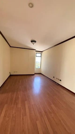 Apartamento en venta, Edificio Torre Castelar, zona 10 — Apartamento en Venta en Torre Castelar, Zona 10, Guatemala, Ciudad — miniatura 5 de 13